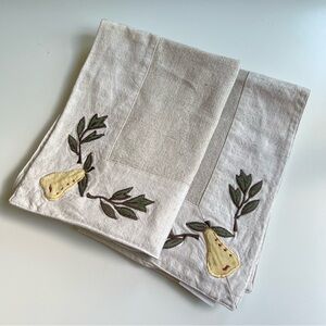 Pottery Barn (2) 100% Cotton Pear Fruit Print Placemats